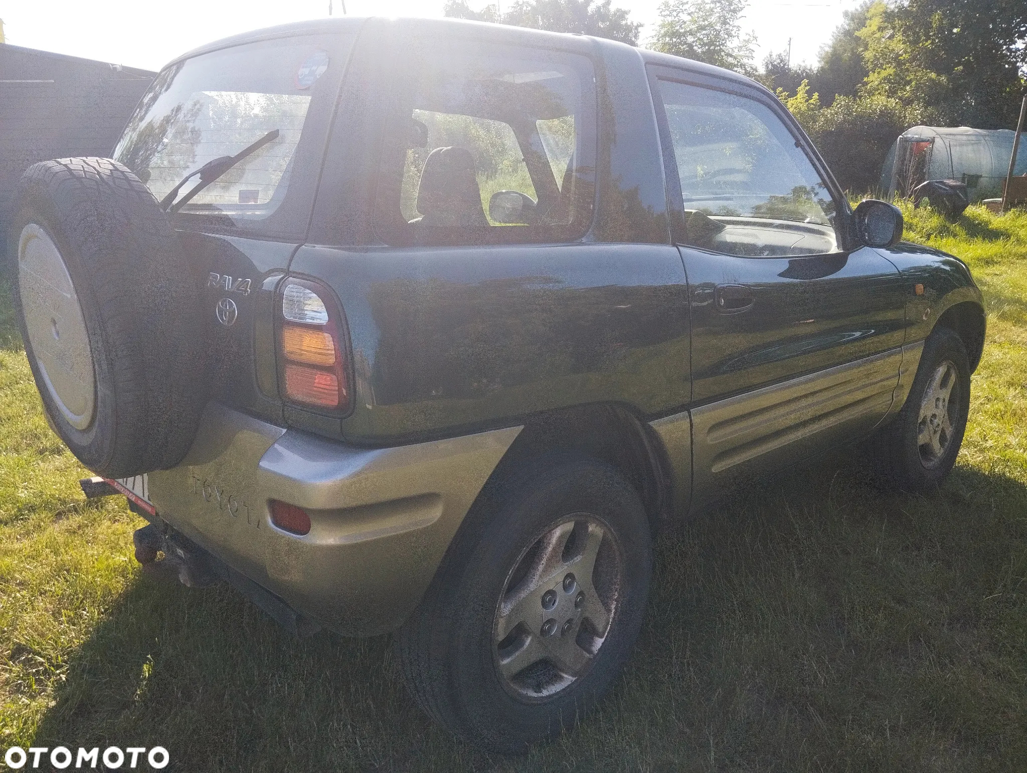 Toyota RAV4 2.0 - 3