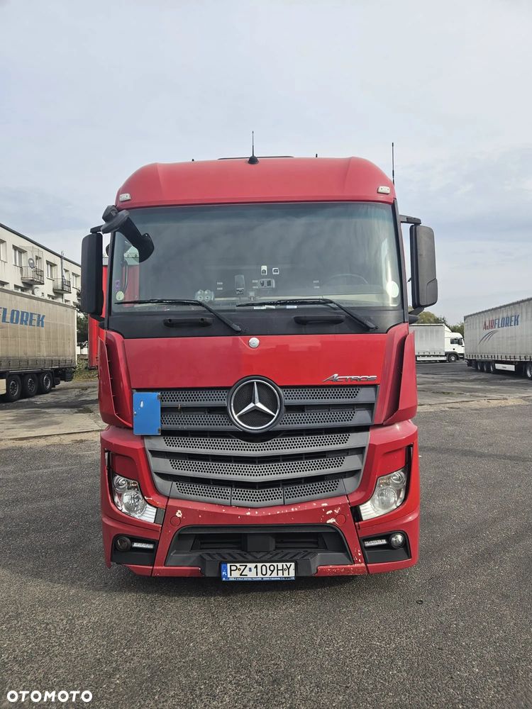 Mercedes-Benz ACTROS - 5