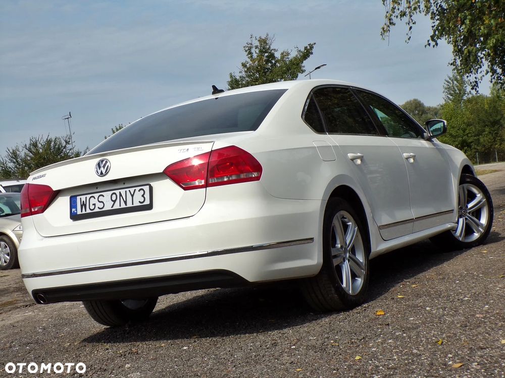 Volkswagen Passat 2.0 TDI SCR Highline DSG - 4