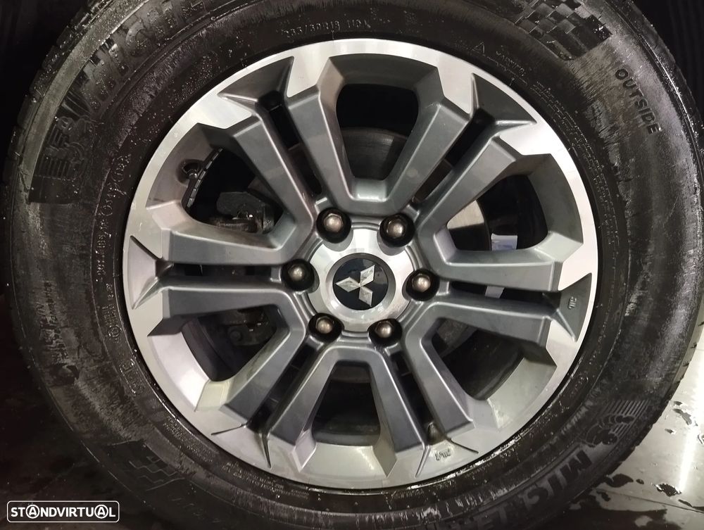 Mitsubishi L200 2.3 DI-D Strakar CD Intense AT 4WD - 11