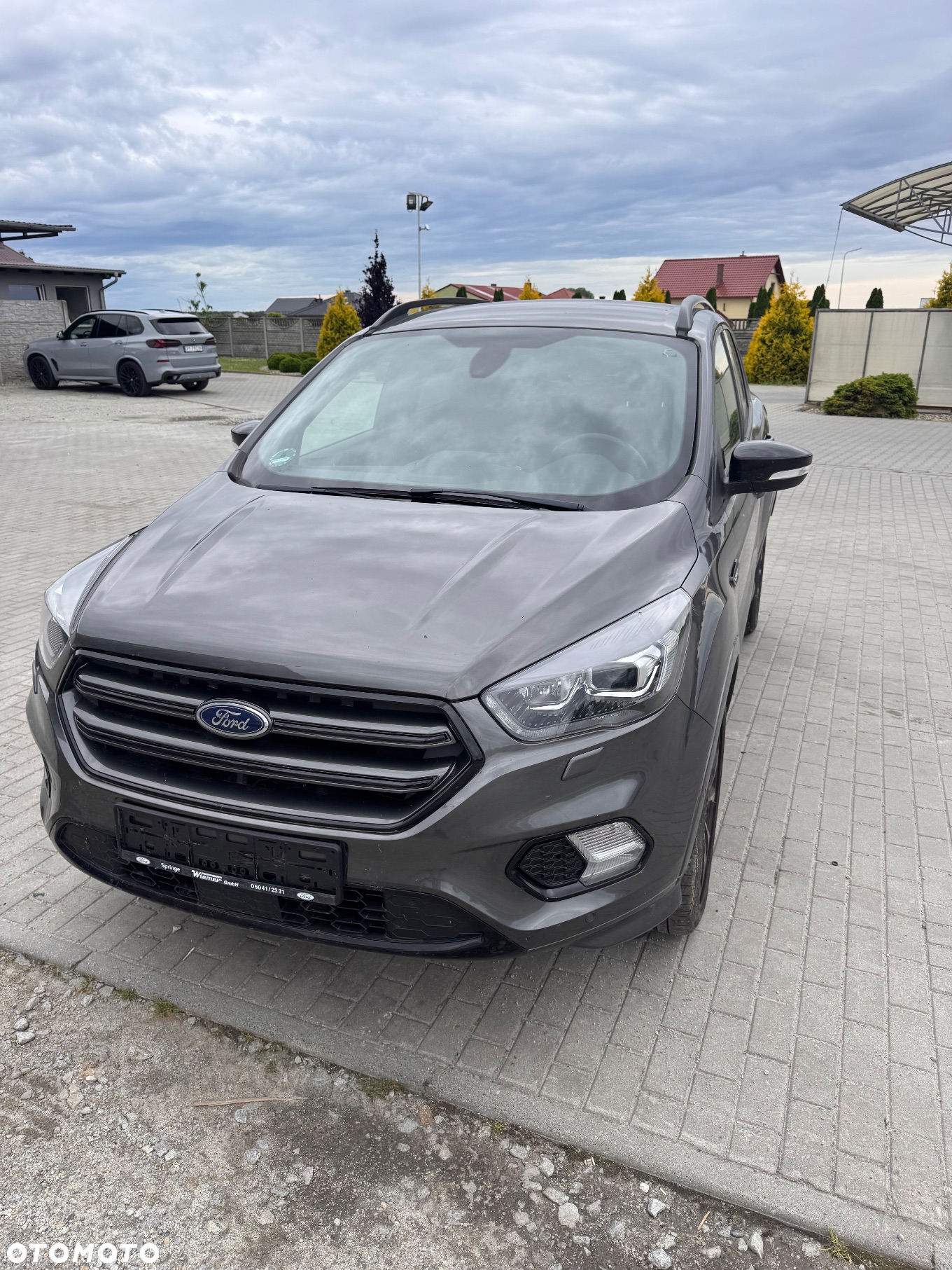 Ford Kuga 1.5 EcoBoost 2x4 ST-Line - 2