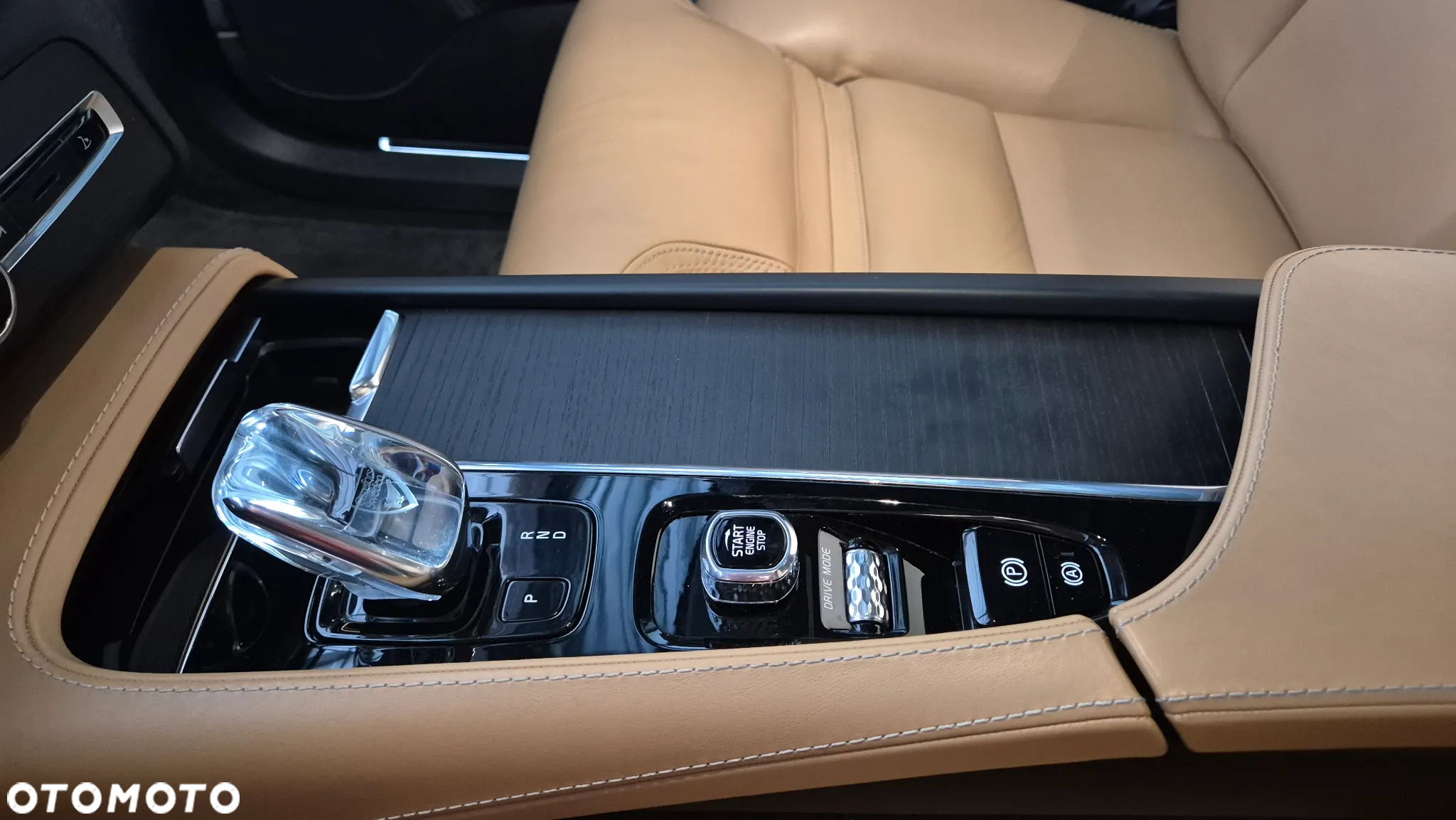 Volvo XC 90 T8 AWD Plug-In Hybrid Inscription 7os - 9