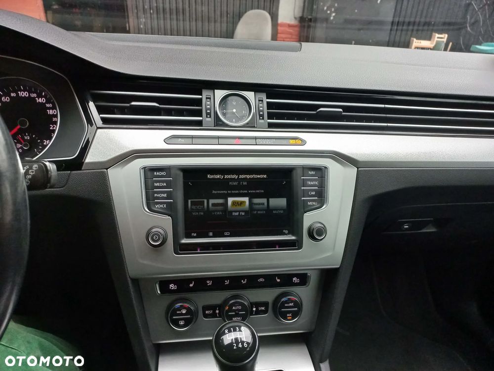 Volkswagen Passat - 7