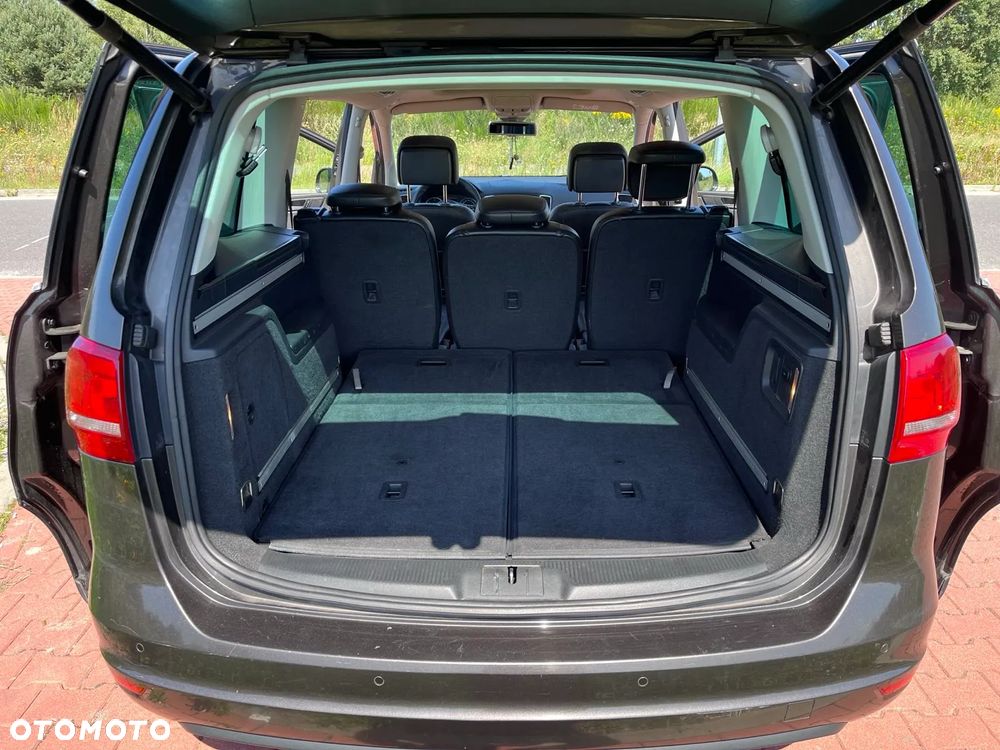 Volkswagen Sharan 2.0 TDI Highline DSG - 18