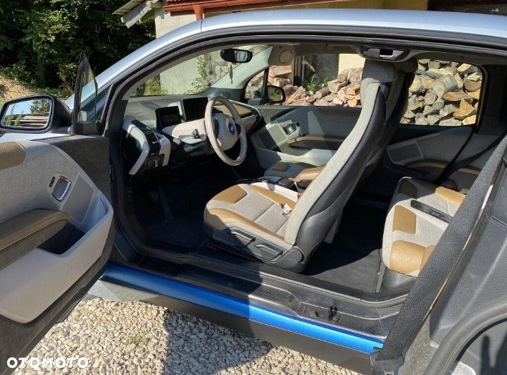 BMW i3 - 8