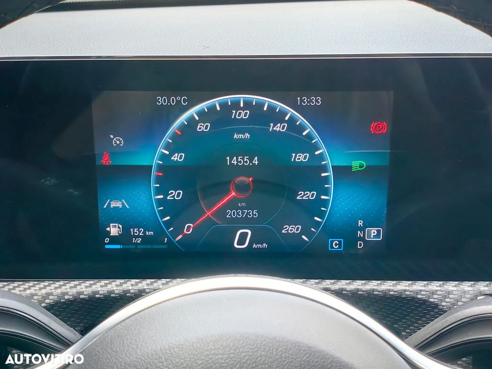 Mercedes-Benz A 180 d Sedan 8G-DCT - 28