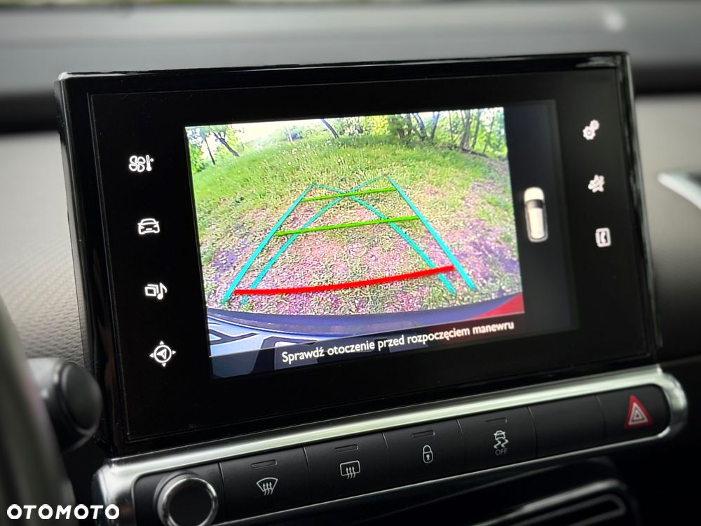 Citroën C4 Cactus 1.2 PureTech Shine S&S - 24