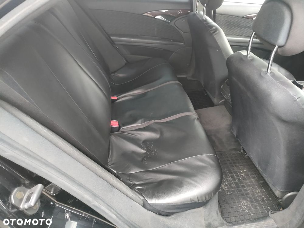 Mercedes-Benz Klasa E 200 CDI Classic - 12