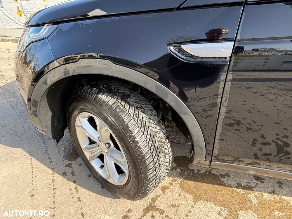 Land Rover Discovery Sport 2.0 D180 MHEV SE - 11