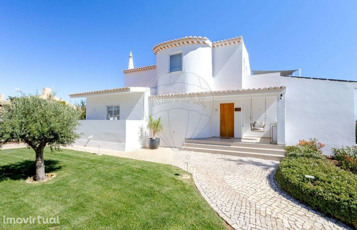 Moradia T7 para venda - Grande imagem: 3/32