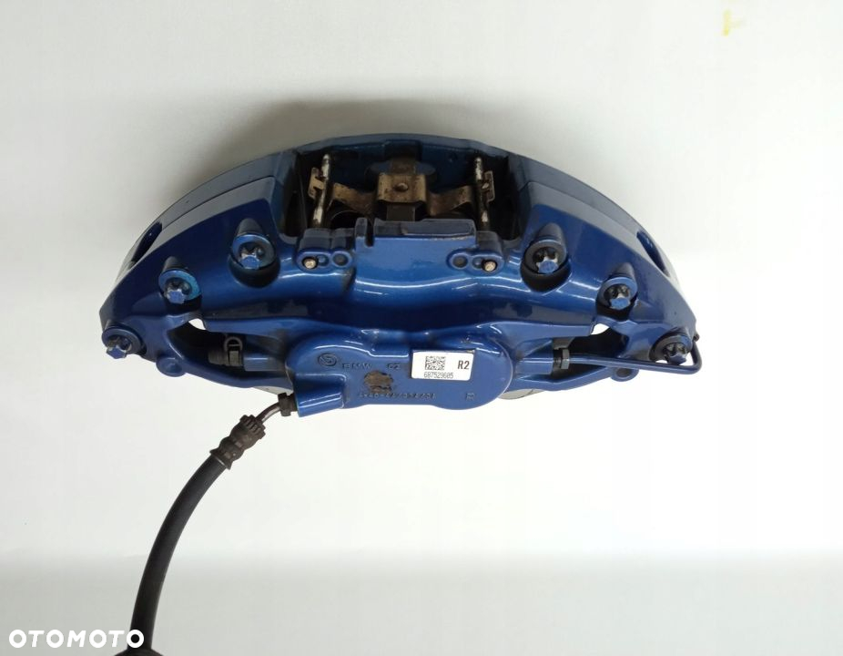 ZACISK PRAWY PRZÓD BMW G11 G12 M PAKIET 687529605 - 2
