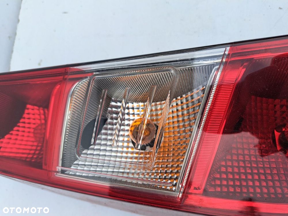 Lampa lewy tył DACIA Dokker - 5