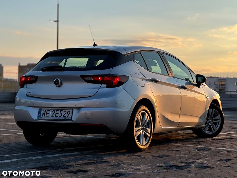 Opel Astra 1.2 T S&S - 4