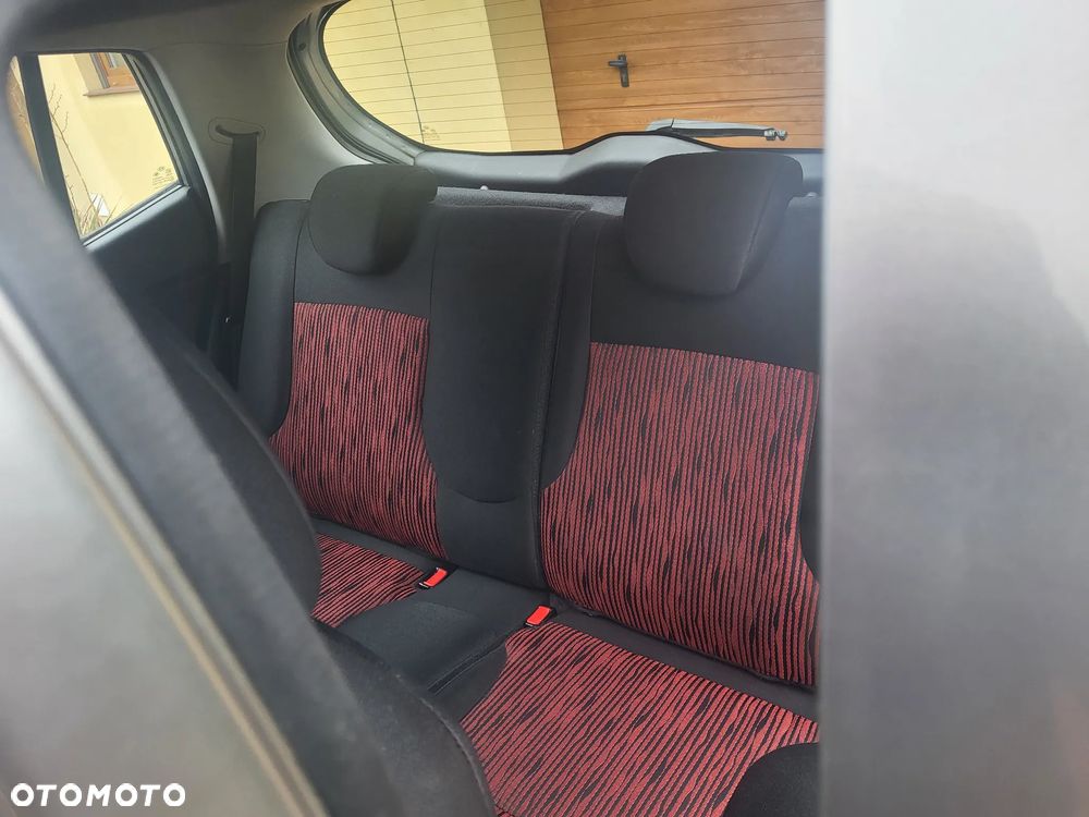 Kia Picanto 1.1 LX - 17