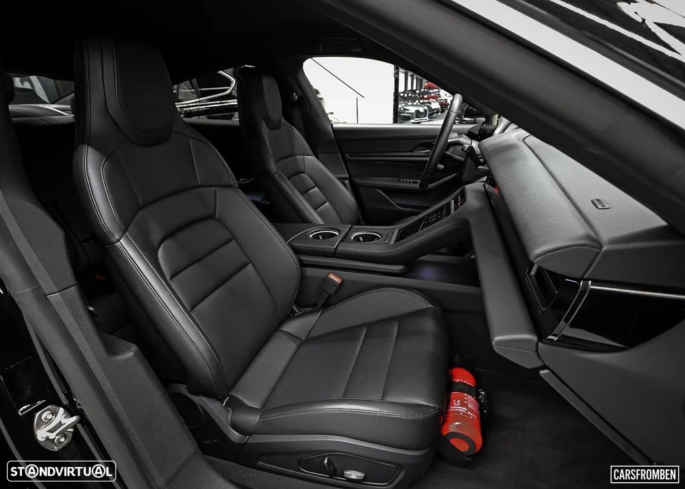 Porsche Taycan 4S - 19