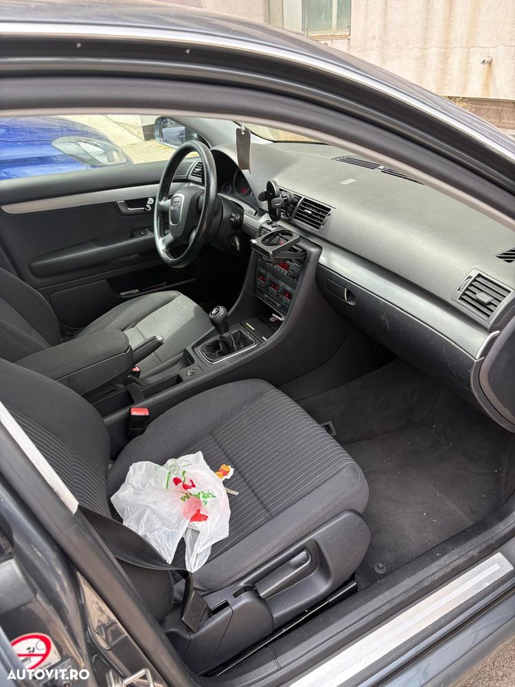 Audi A4 Limuzina - 10