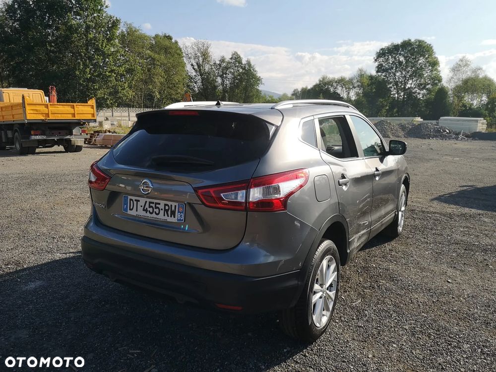 Nissan Qashqai 1.2 DIG-T N-Connecta EU6 - 12