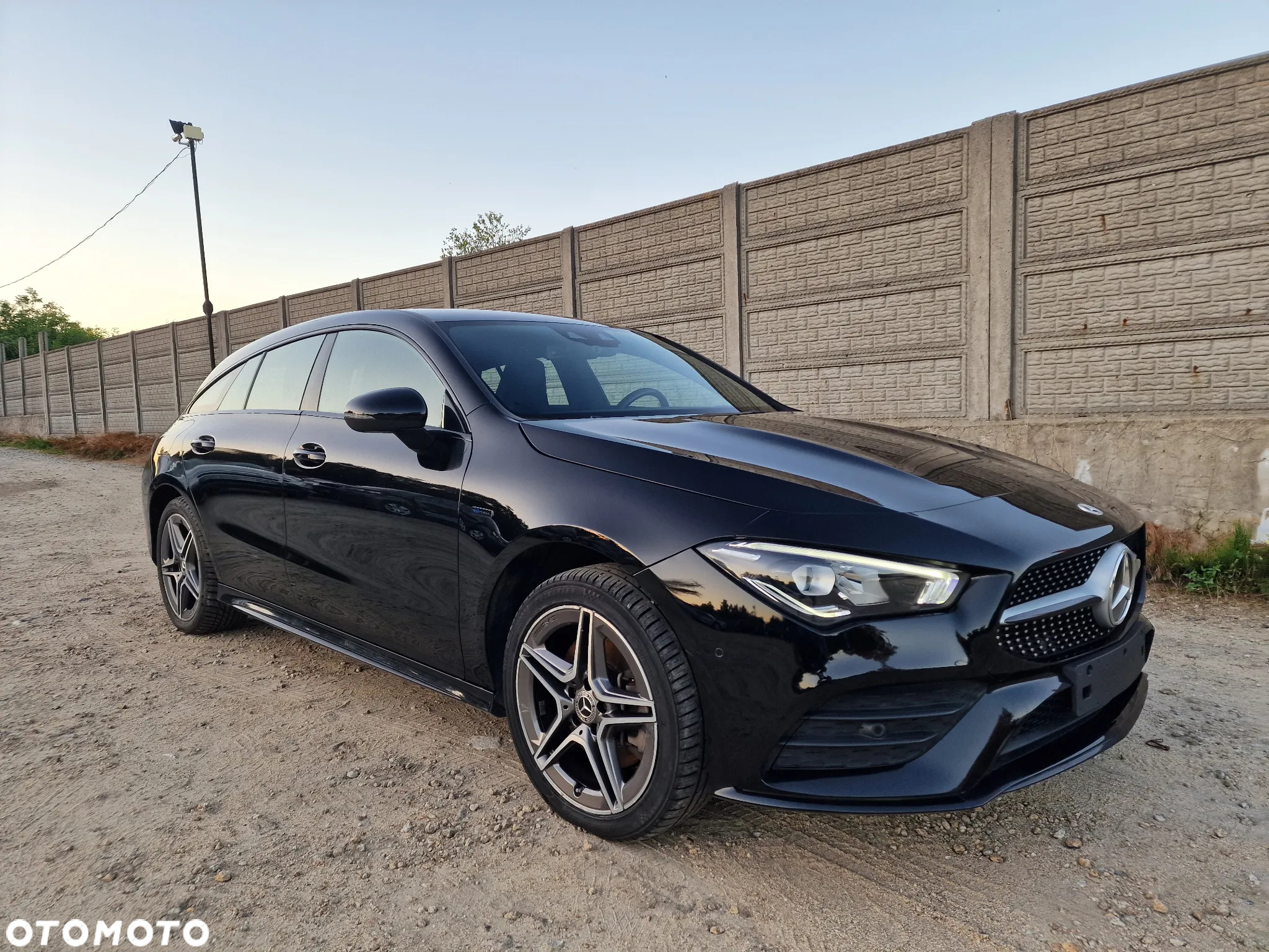 Mercedes-Benz CLA 250 e Shooting Brake 8G-DCT AMG Line - 40