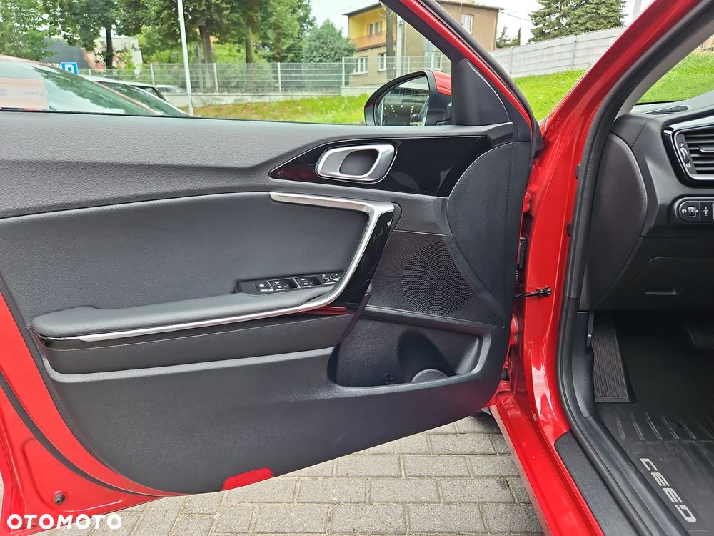Kia Ceed 1.5 T-GDI Tribute DCT - 10