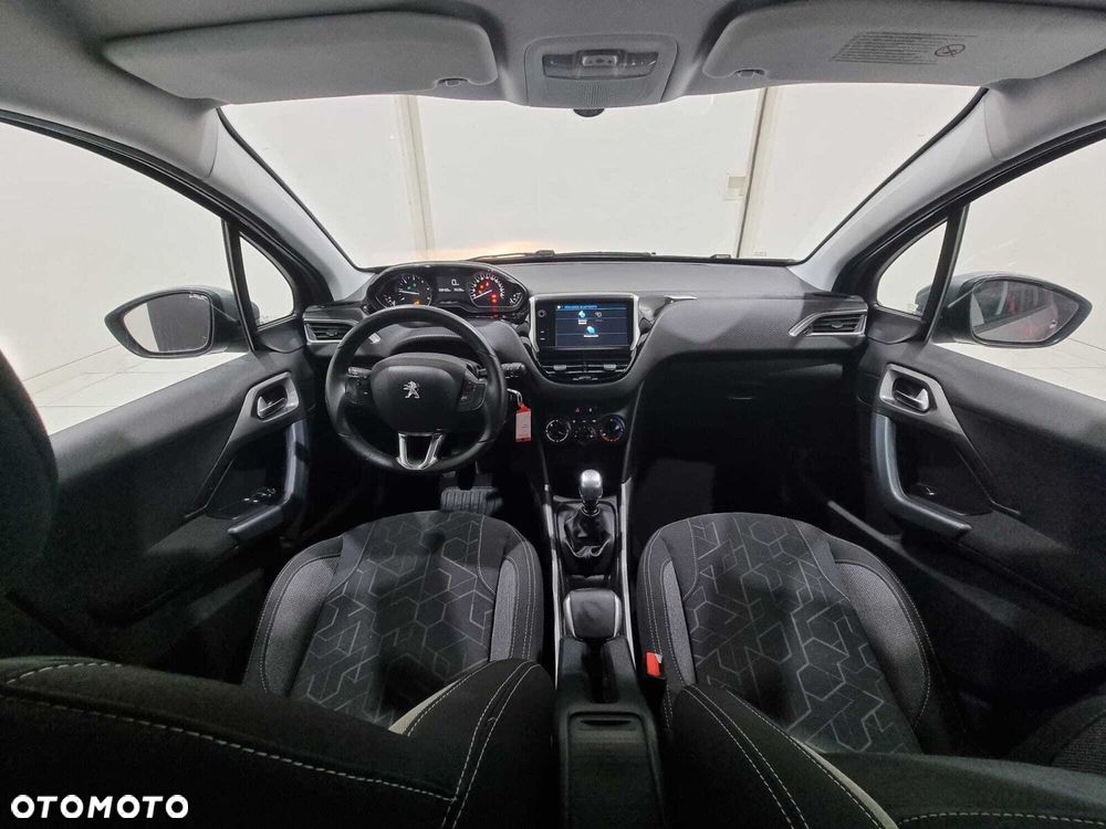 Peugeot 2008 - 23