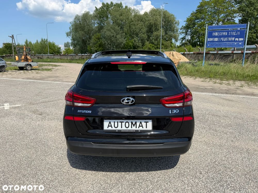Hyundai i30 1.6 CRDI DCT Intro - 39