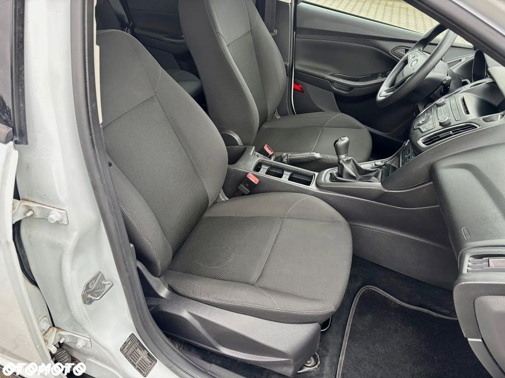 Ford Focus 1.0 EcoBoost Edition - 17