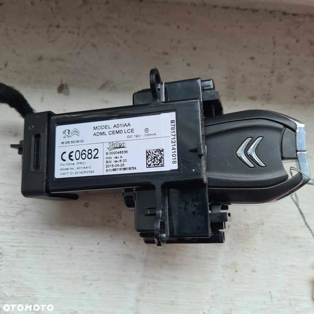 CITROEN C4 PICASSO II STACYJKA KLUCZYK - 1