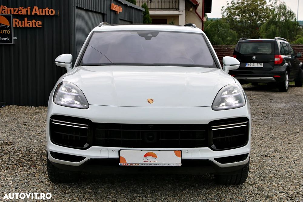 Porsche Cayenne Turbo - 3