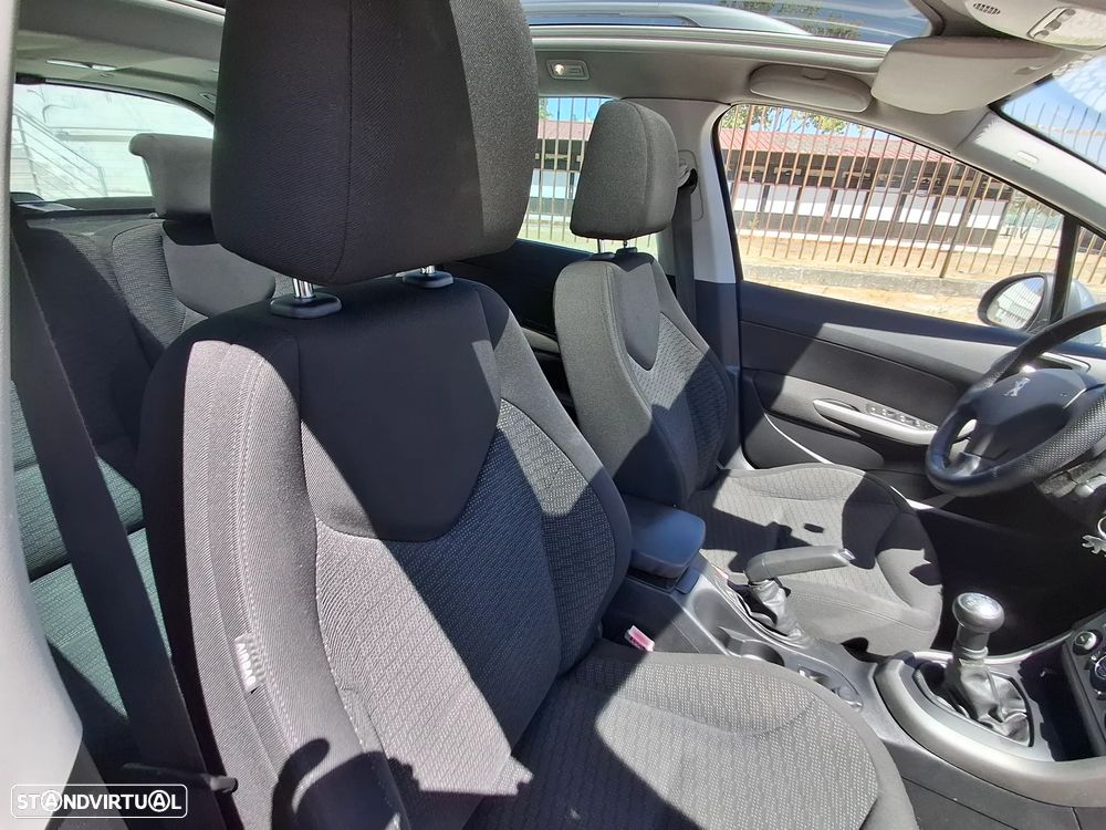 Peugeot 308 SW 1.6 HDi SE Navteq - 14