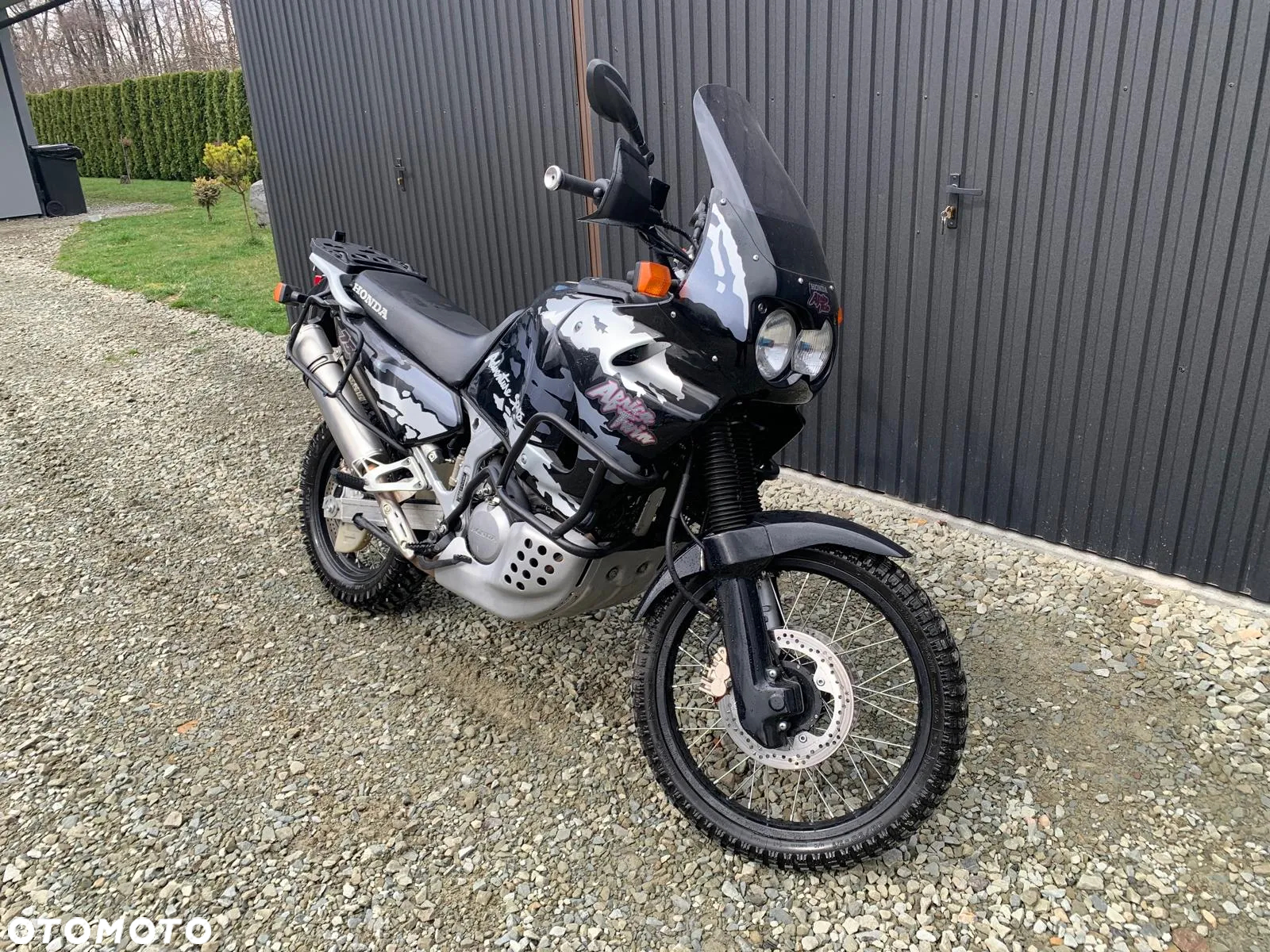 Honda XRV