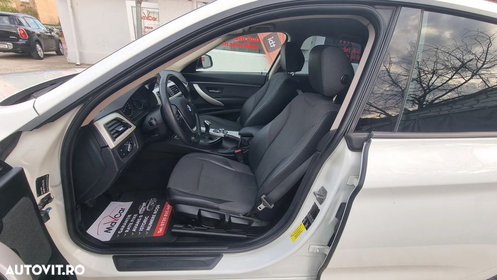 BMW Seria 3 318d - 16