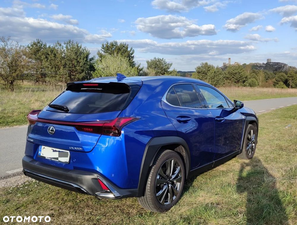 Lexus Ux 2025 photo 5