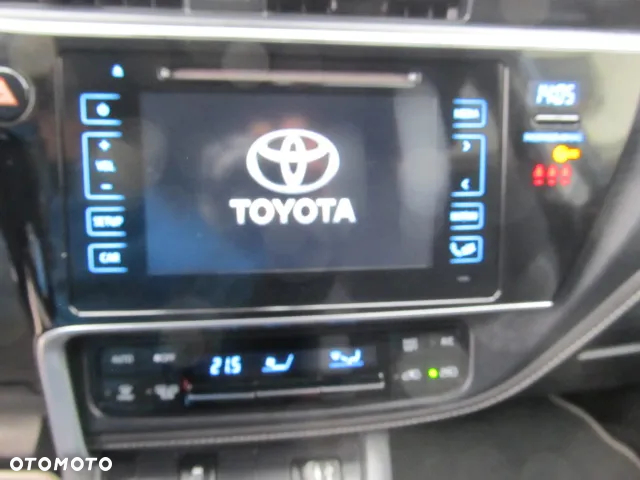 Toyota Auris Hybrid 135 Premium - 20