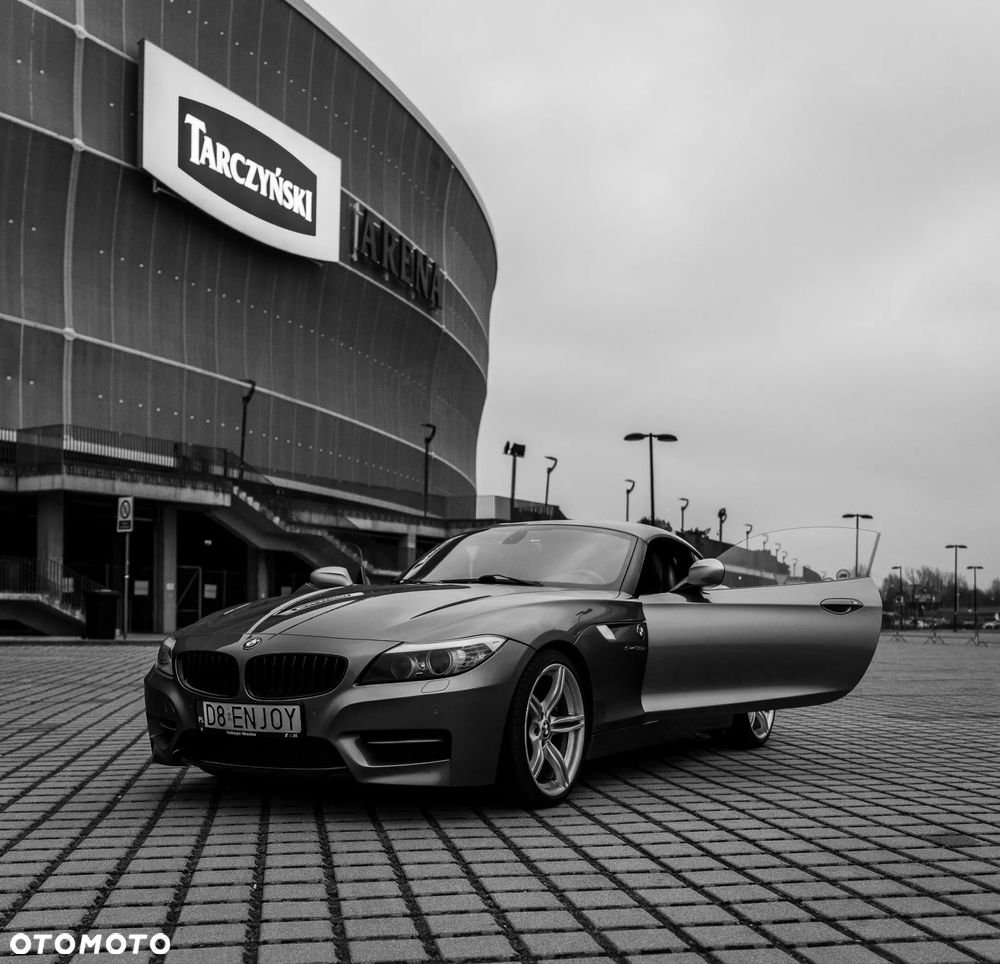 BMW Z4 sDrive35is - 9