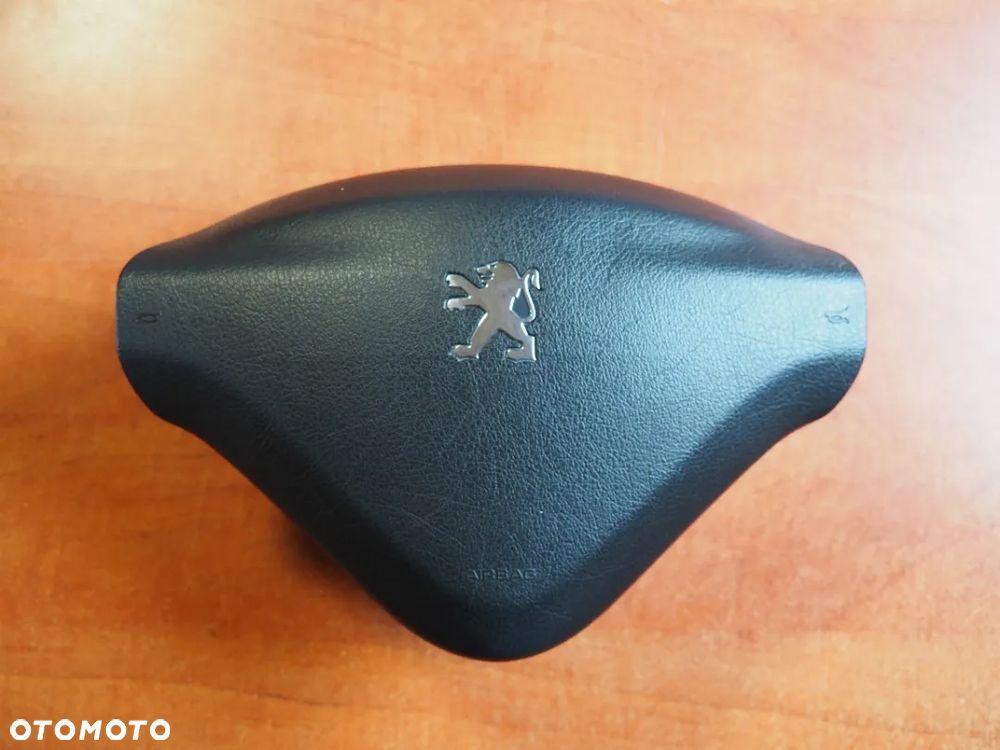 Poduszka airbag kierowcy Peugeot 207 96500674ZD