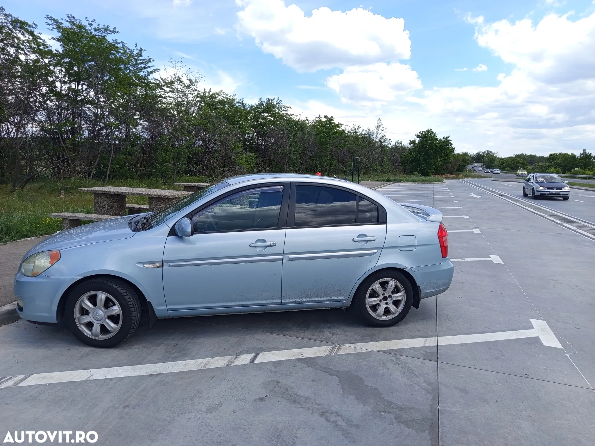 Hyundai Accent - 5