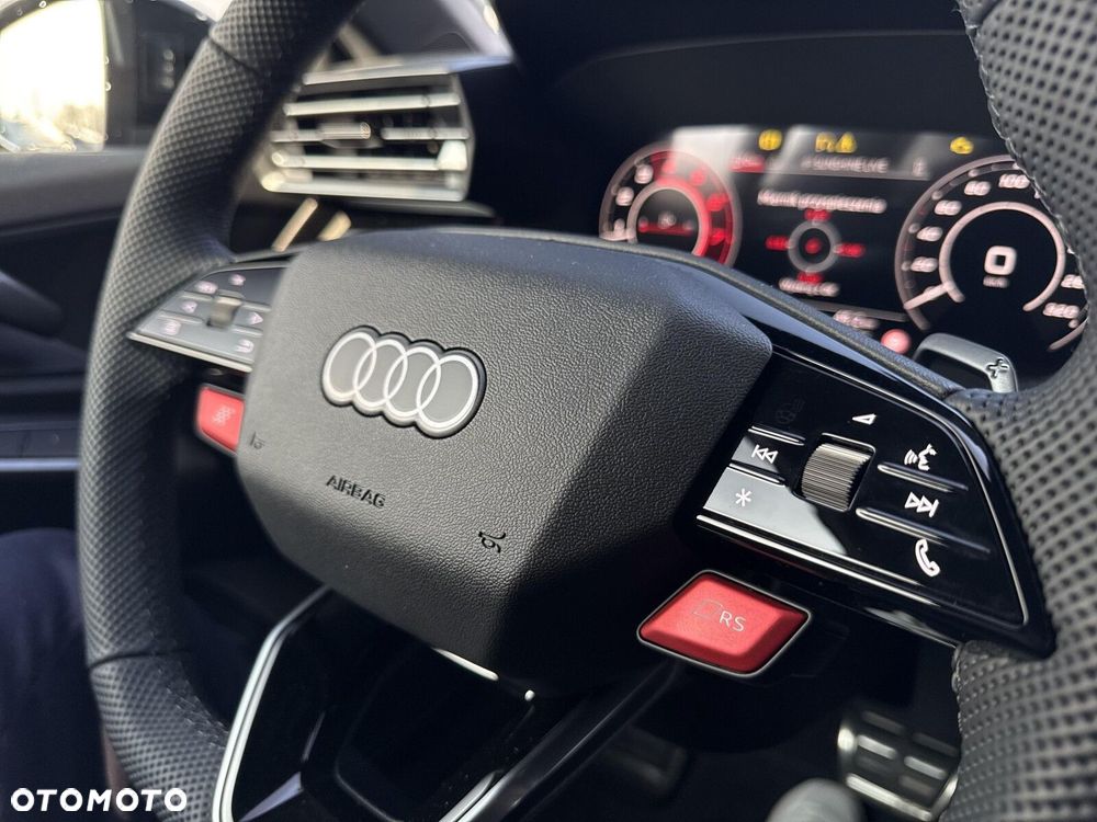 Audi RS3 Limousine - 21