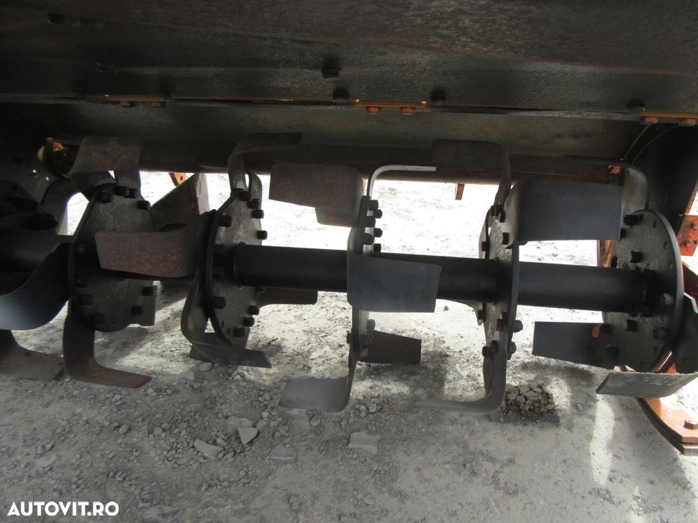 Howard Freza de pamant 1.40 - 10