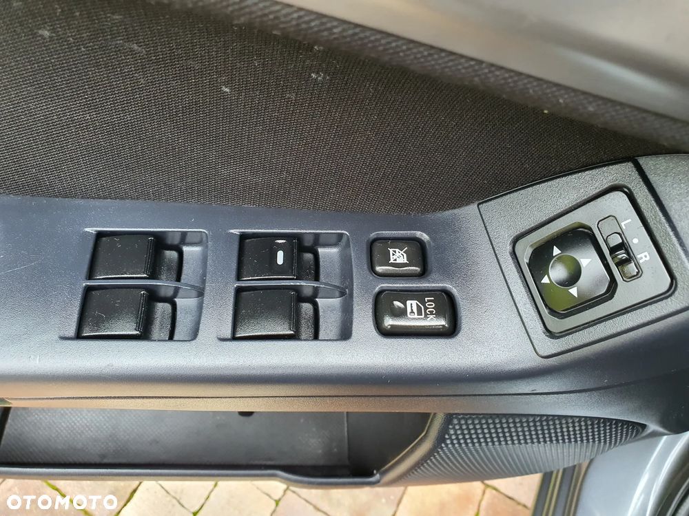 Mitsubishi Lancer 1.8 Invite - 28