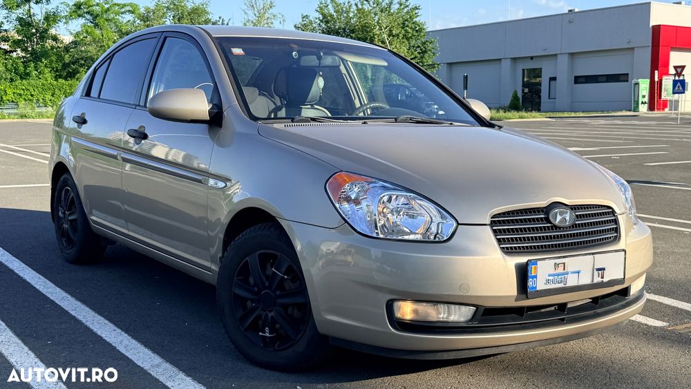Hyundai Accent MC 1.4 DOHC GL STD - 1
