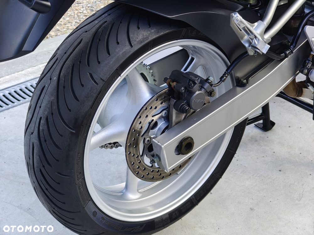 Yamaha FZ6 - 7