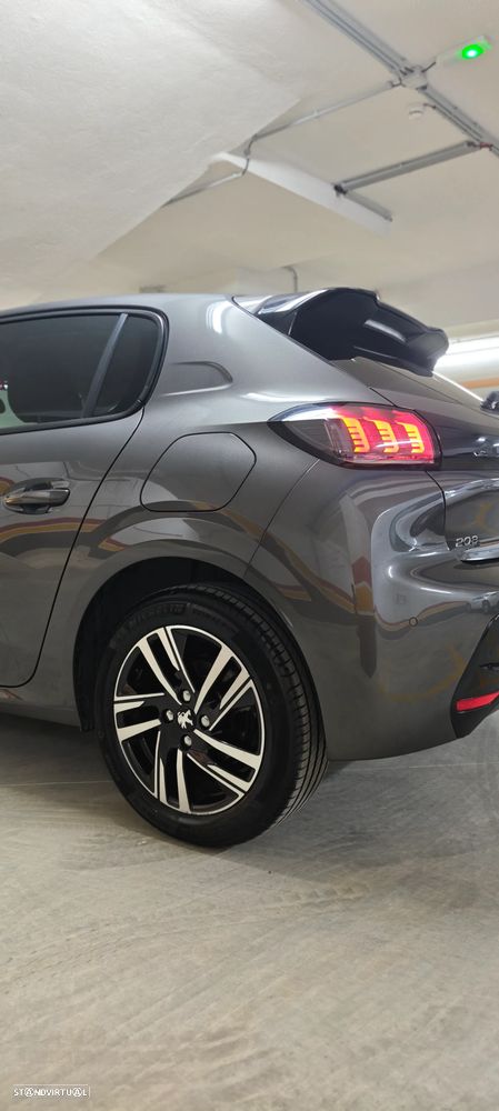 Peugeot 208 1.2 PureTech Allure Pack EAT8 - 10
