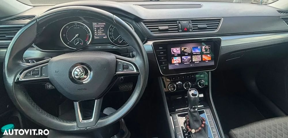 Skoda Superb 2.0 TDI DSG Ambition - 10