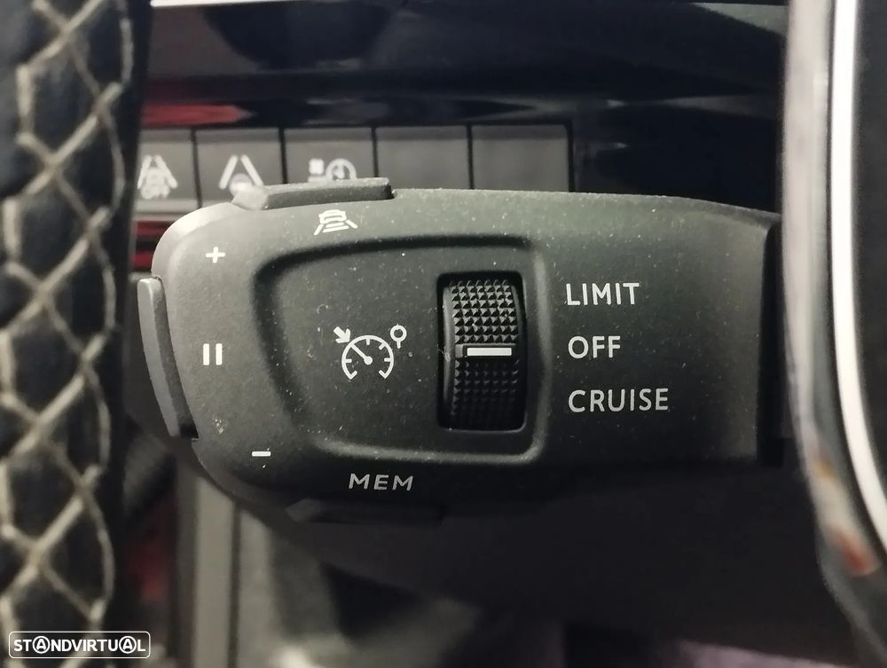 Peugeot 508 SW 1.6 Hybrid Allure e-EAT8 - 25