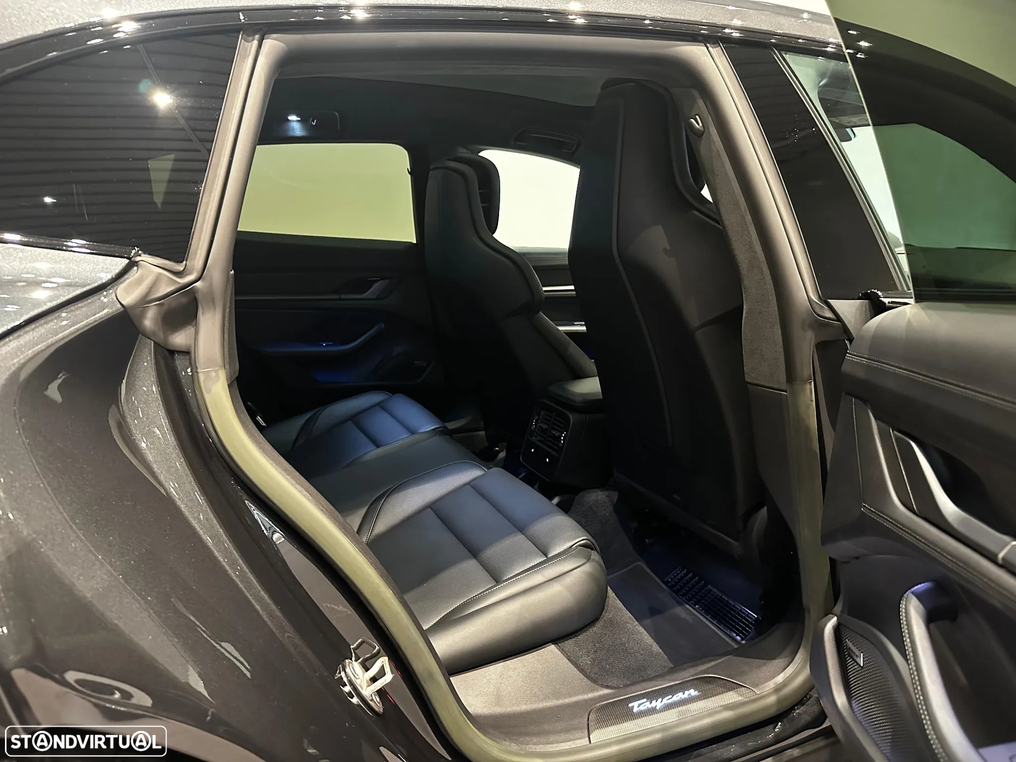 Porsche Taycan Sport Turismo Turbo S - 19