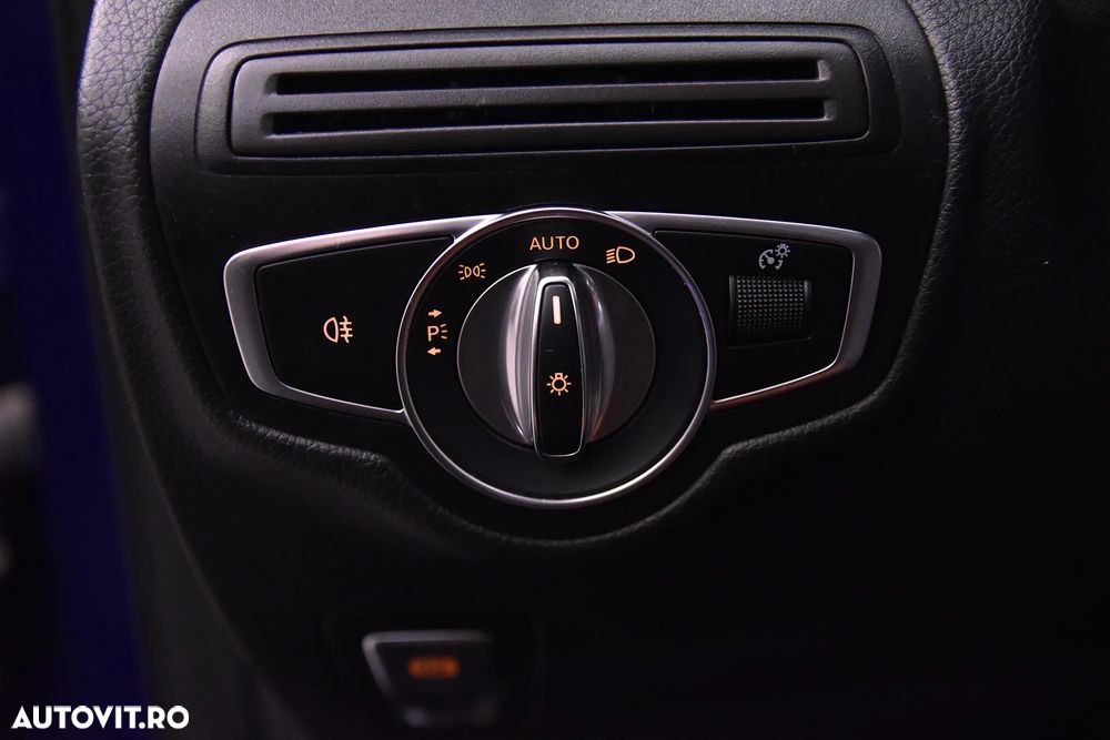 Mercedes-Benz GLC 300 d 4MATIC - 15