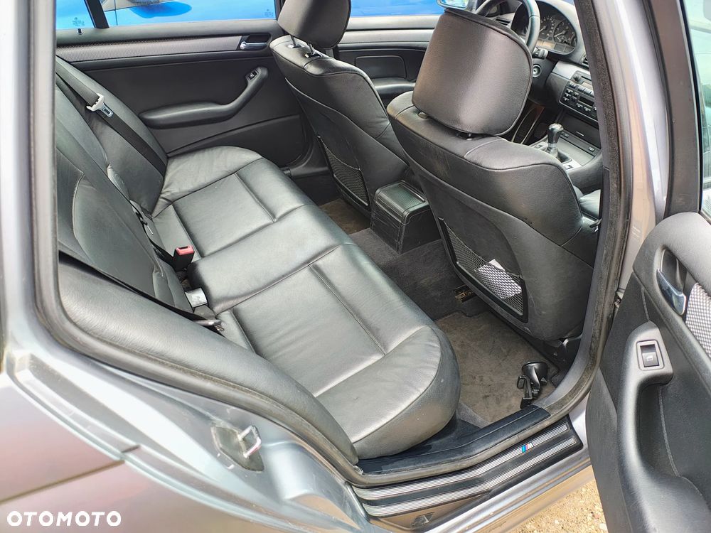 BMW Seria 3 330d - 34