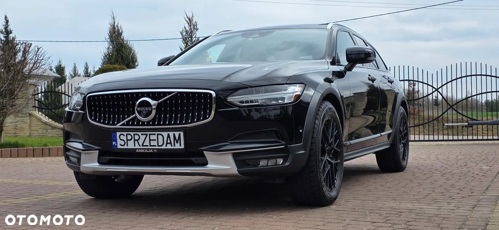 Volvo V90 Cross Country T6 AWD Pro - 38