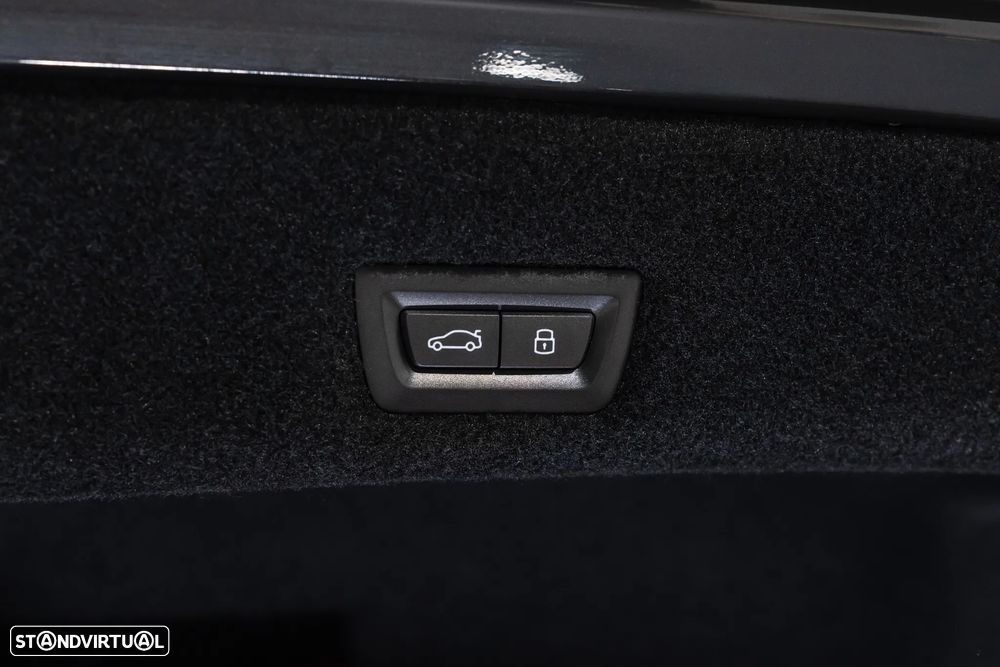 BMW 750 750e xDrive Pack Desportivo M - 58
