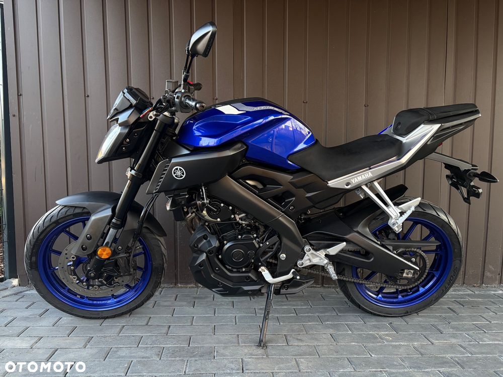Yamaha MT - 22